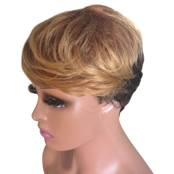 NICELATUSE Natural Looking, Short Mixed Auburn Blonde Pixie Cut w/ Bangs NWOT - Picture 1 of 9